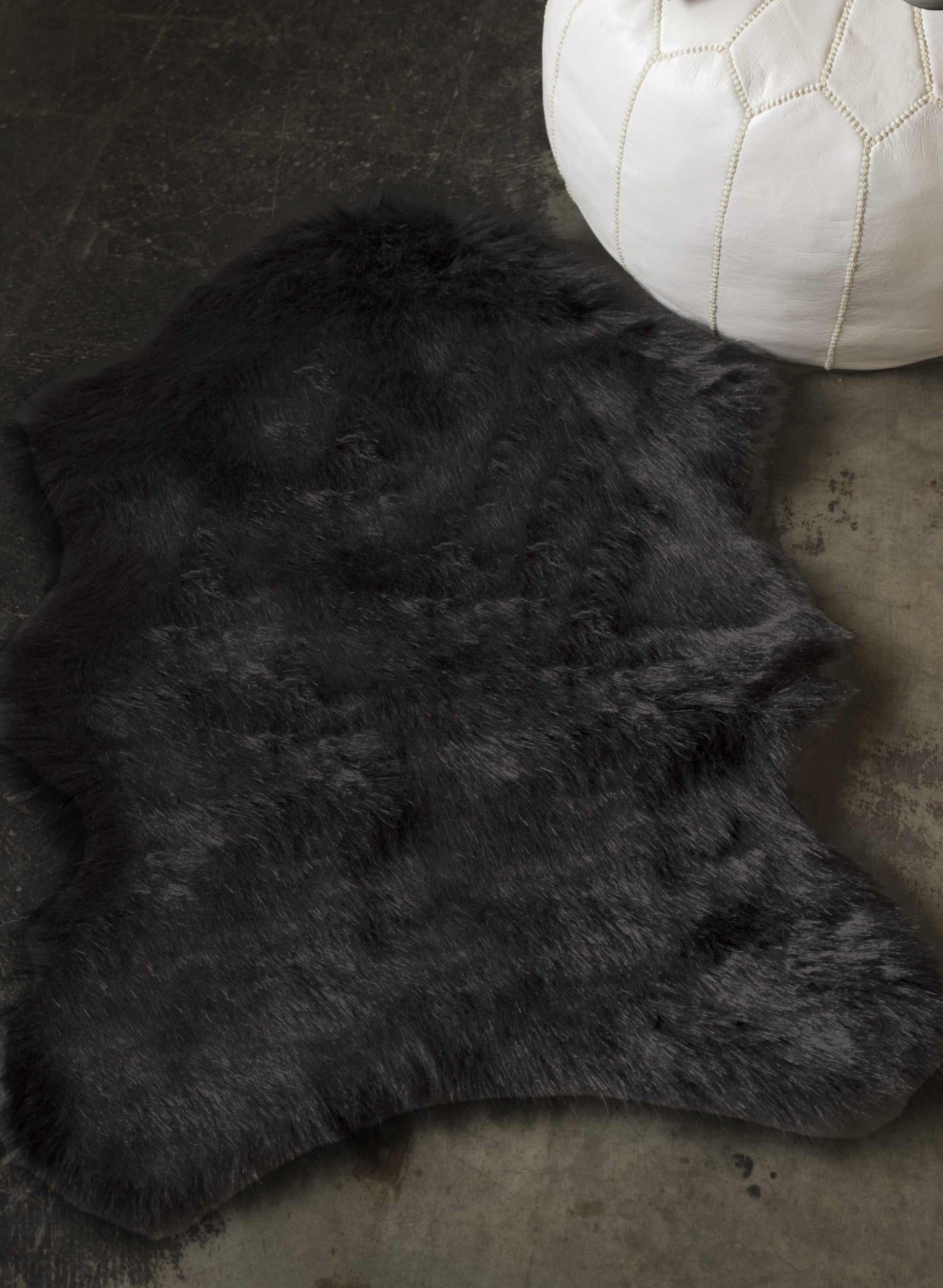 2' X 3' Black Animal Print Area Rug