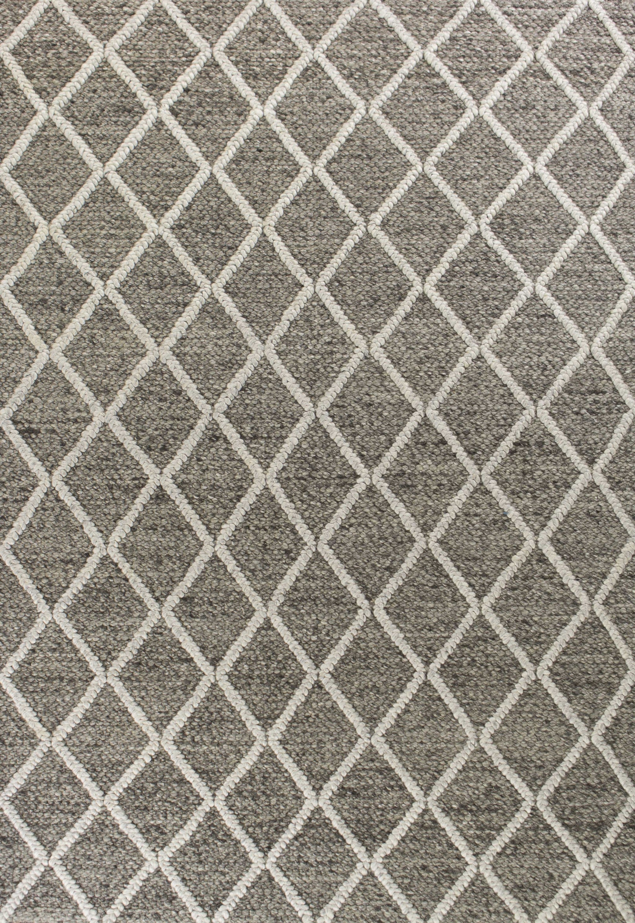 5'X7' Dark Grey Hand Woven Diamond Pattern Indoor Area Rug