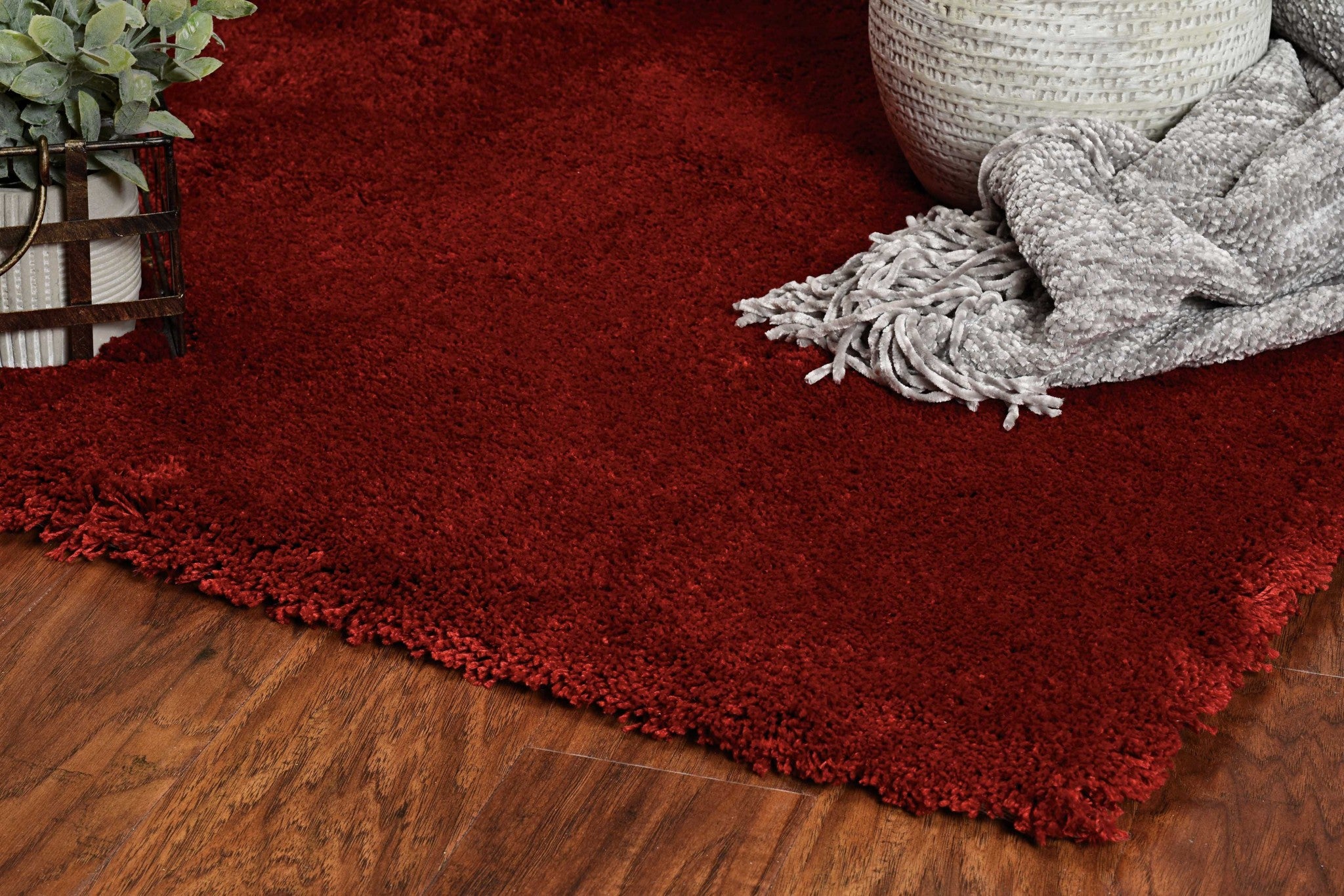 8' X 11'  Solid  Red Shag Area Rug