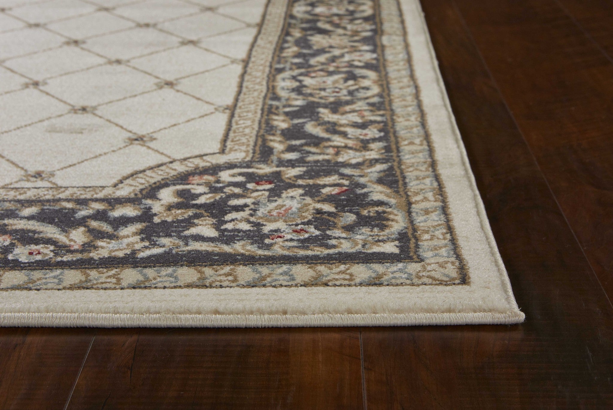 8'X10' Ivory Grey Floral Indoor Area Rug