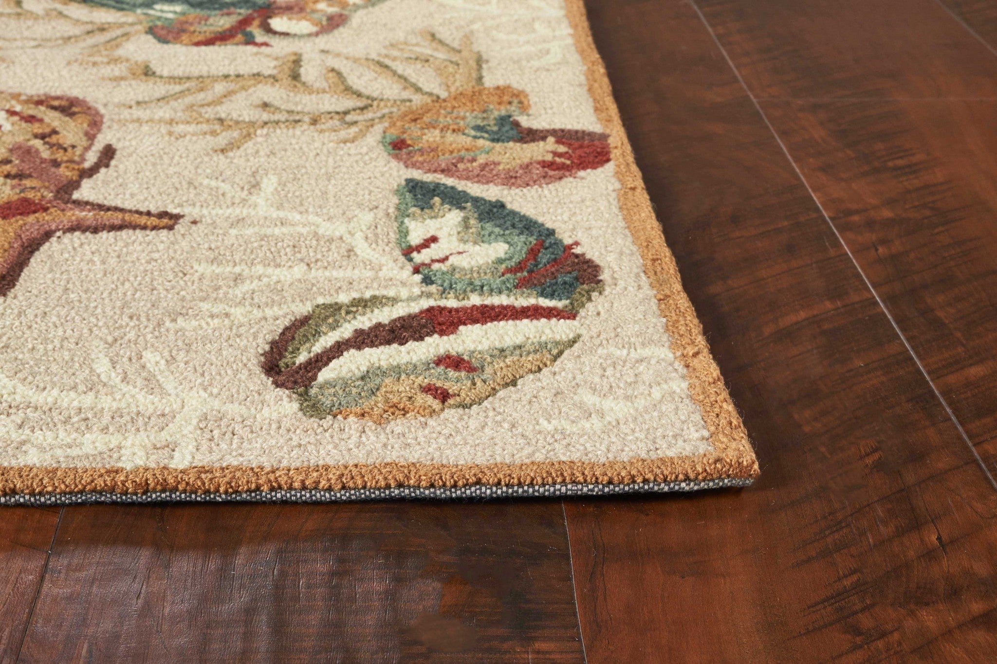 2' X 4' Polyester Beige Area Rug