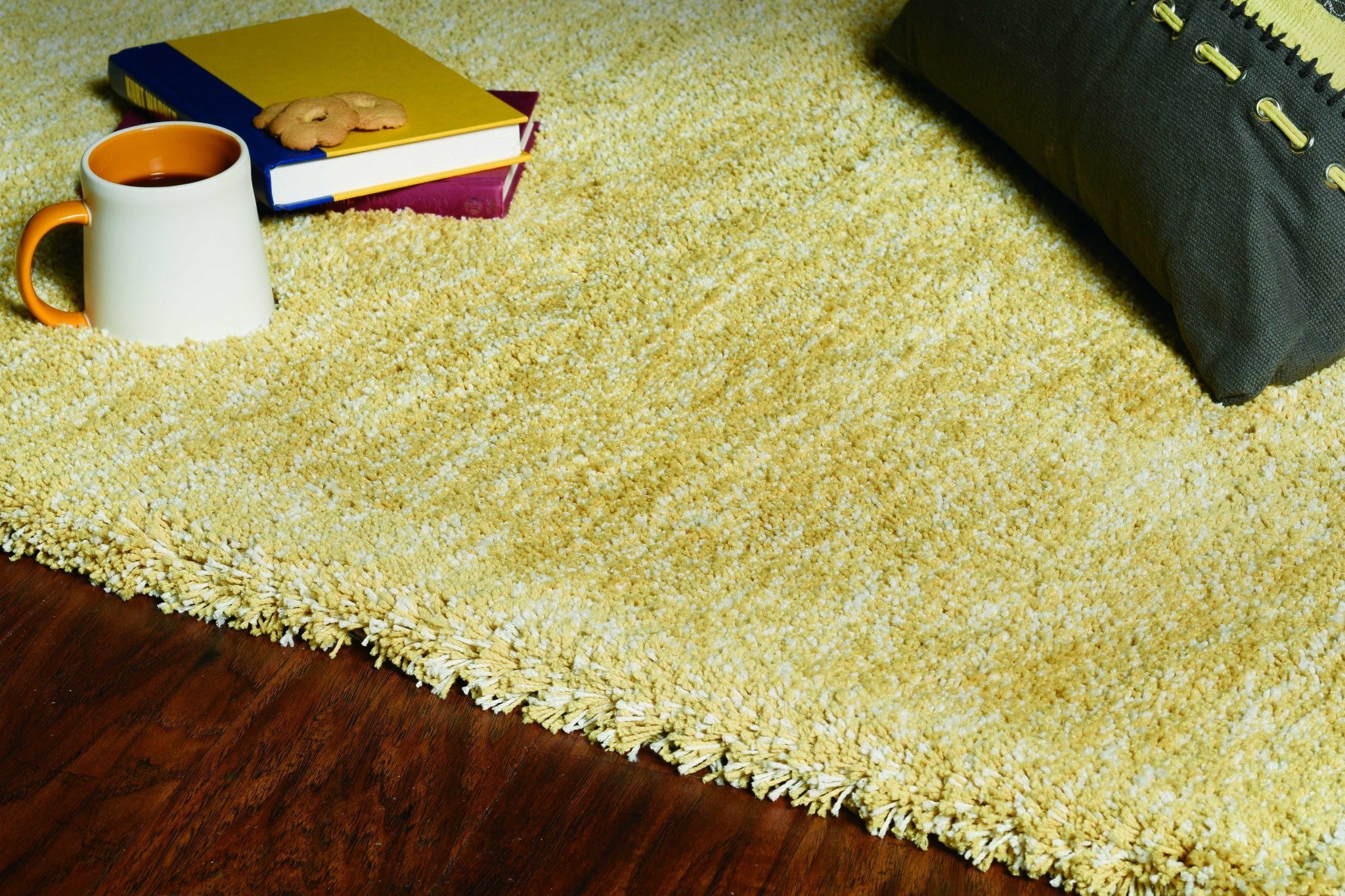 2' X 4' Polyester Yellow Heather Area Rug