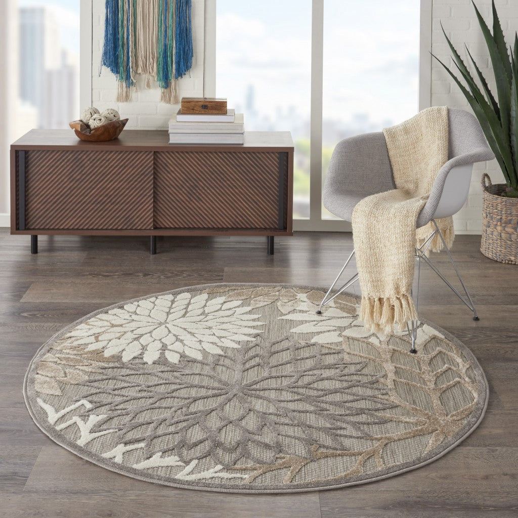 4' Round Gray And Ivory Round Floral Indoor Outdoor Area Rug