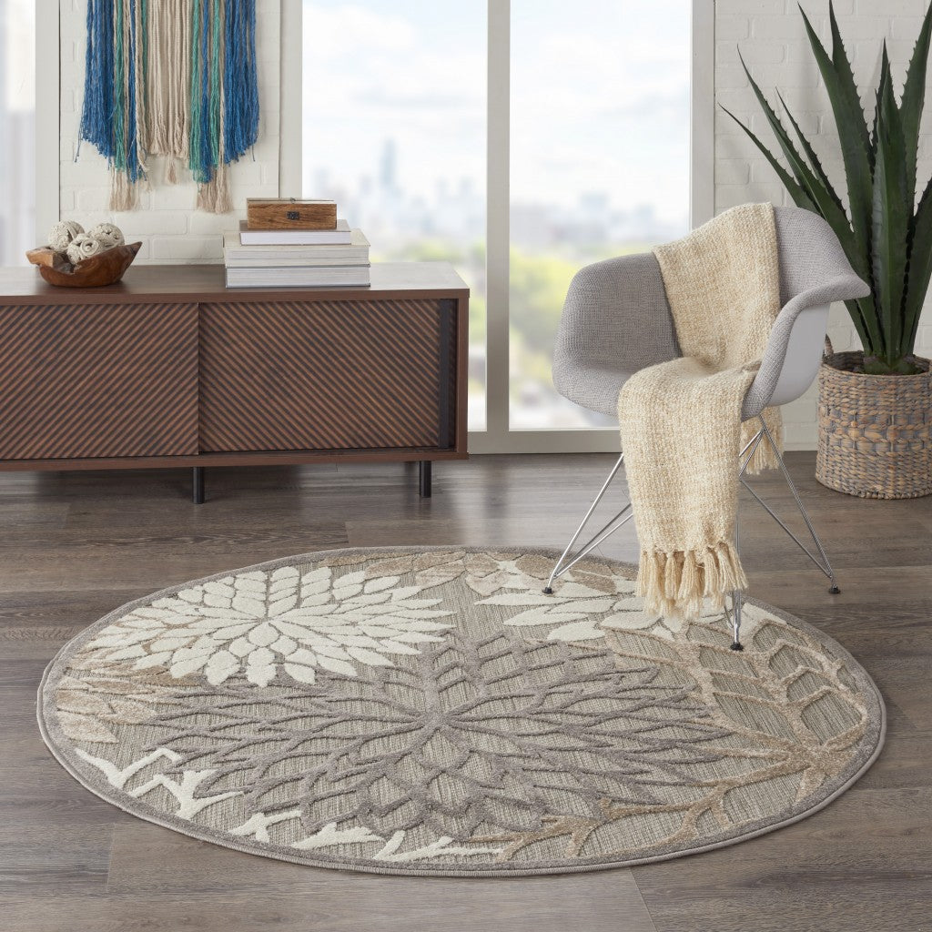 5' Round Gray And Ivory Round Floral Indoor Outdoor Area Rug