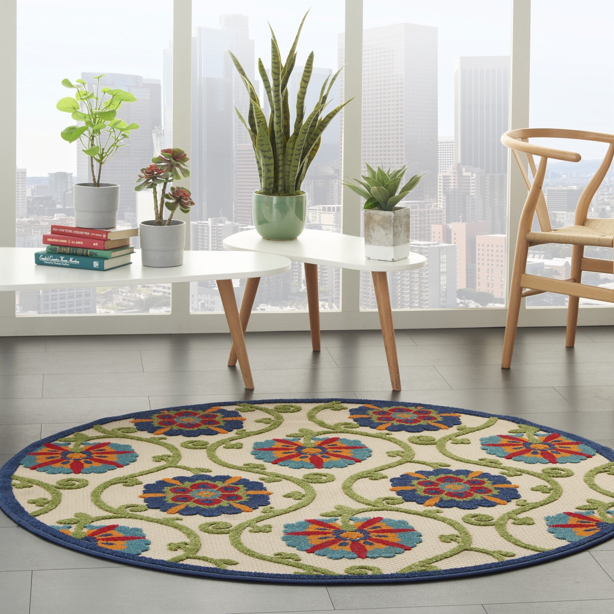 5' Round Ivory And Blue Round Floral Indoor Outdoor Area Rug