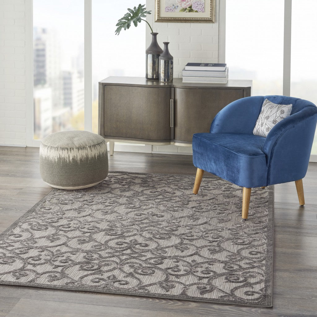 4' X 6' Gray Floral Indoor Outdoor Area Rug