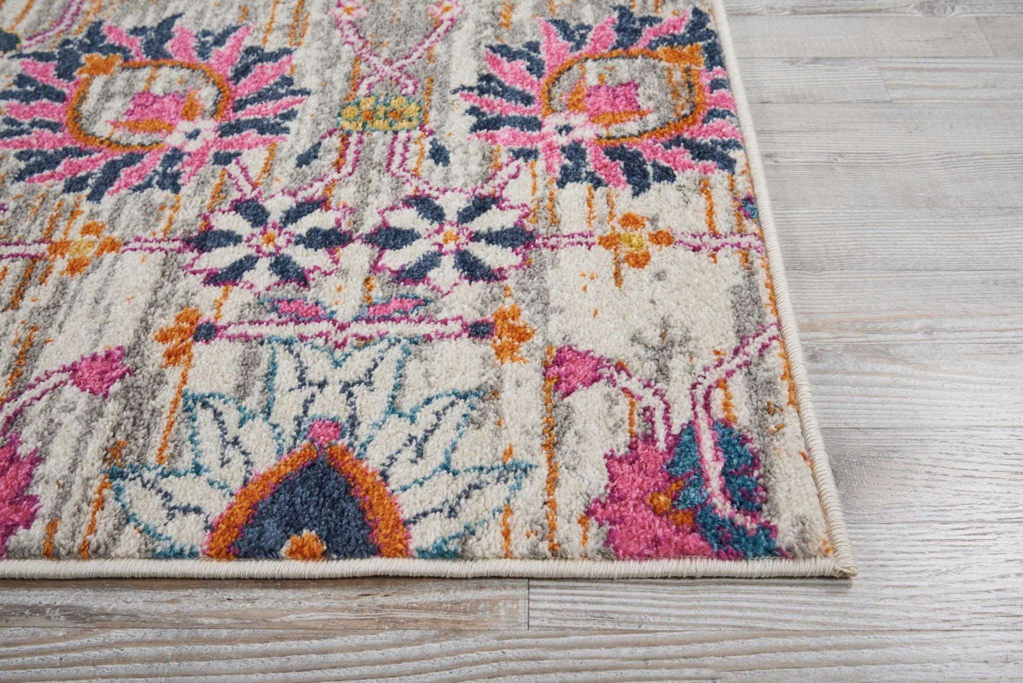 8' X 10' Silver Floral Power Loom Area Rug