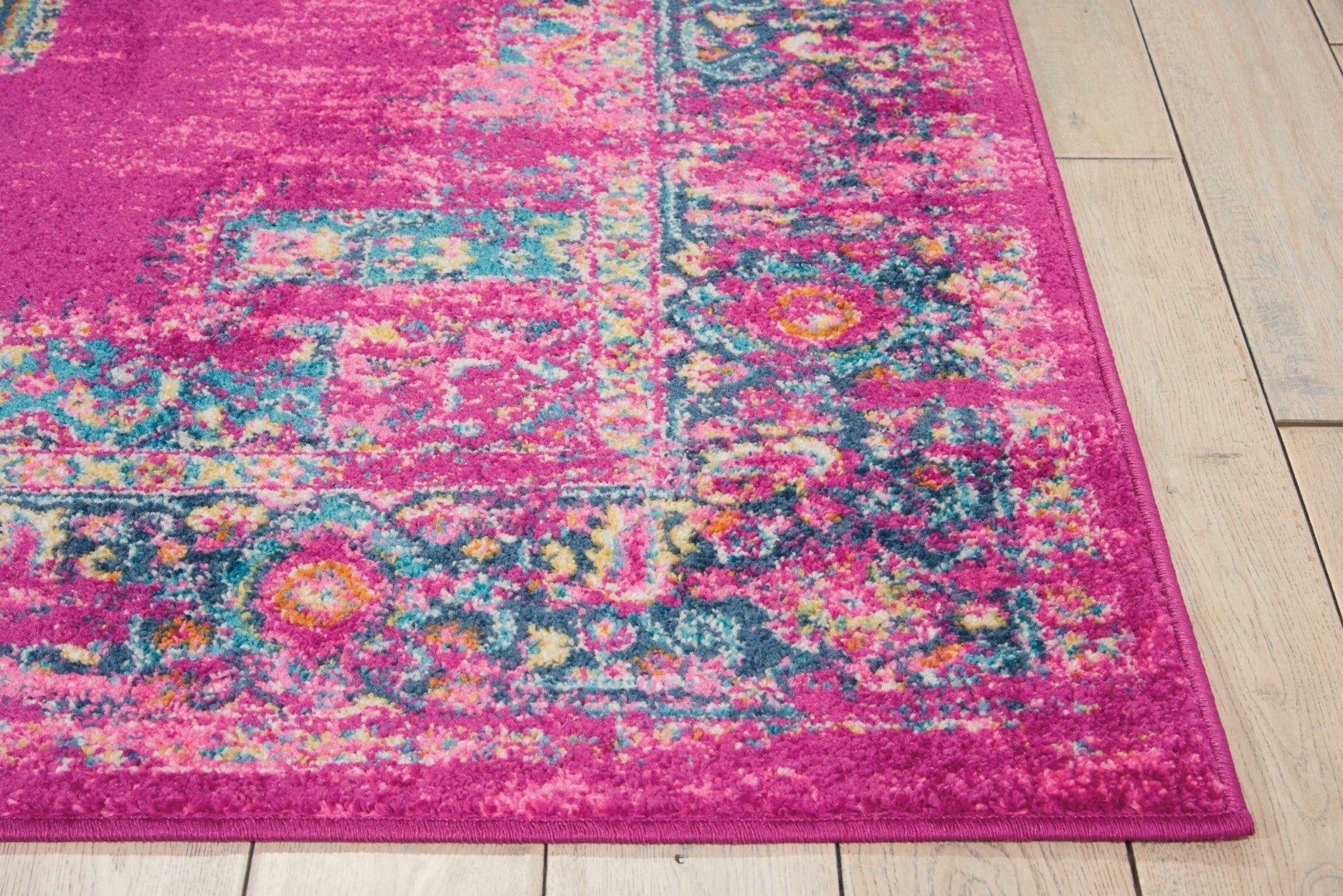 5' X 7' Fuchsia Power Loom Area Rug