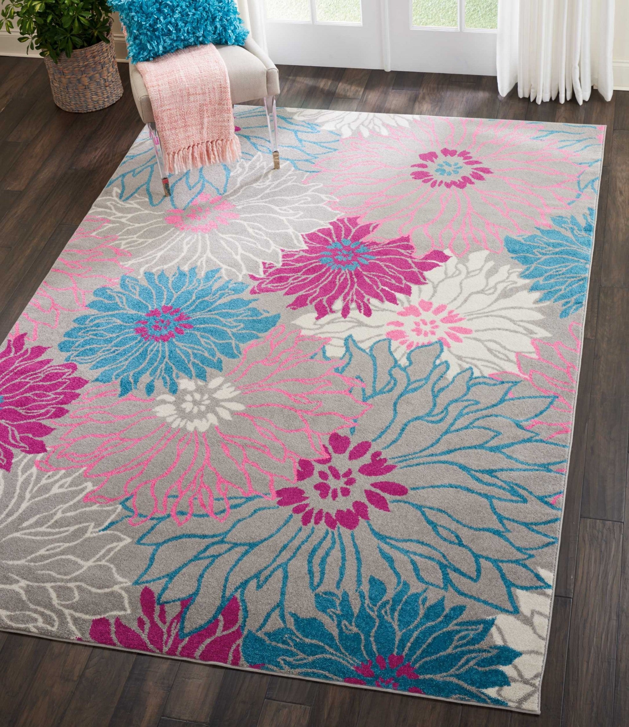 7' X 10' Gray Floral Dhurrie Area Rug