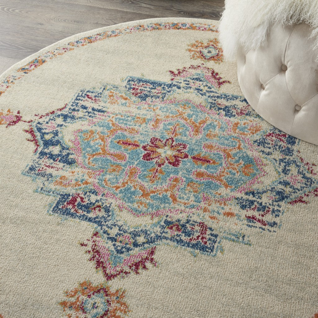 5' Gray And Ivory Round Power Loom Area Rug