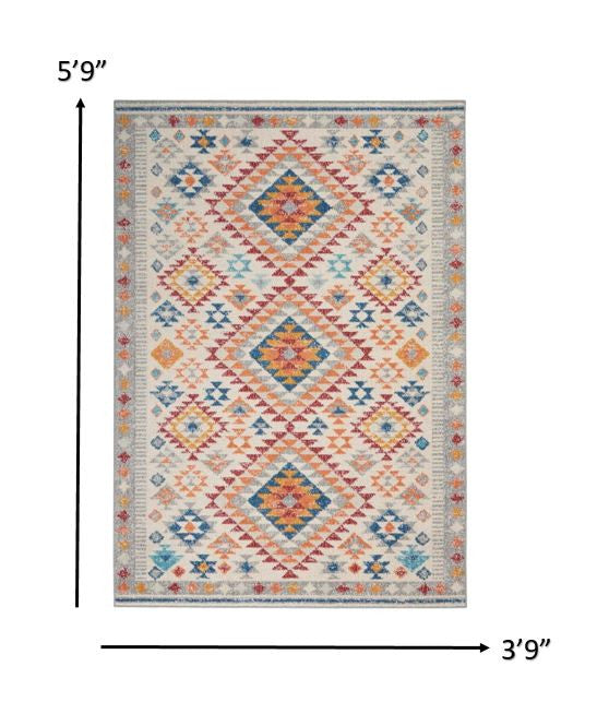 4' X 6' Gray And Ivory Geometric Dhurrie Area Rug