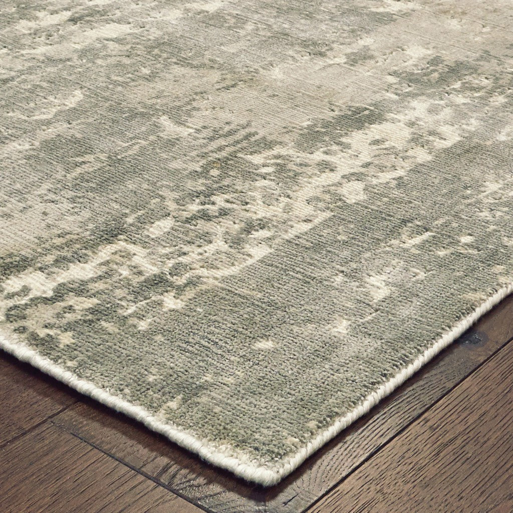 8’ X 10’ Gray And Ivory Abstract Splash Indoor Area Rug