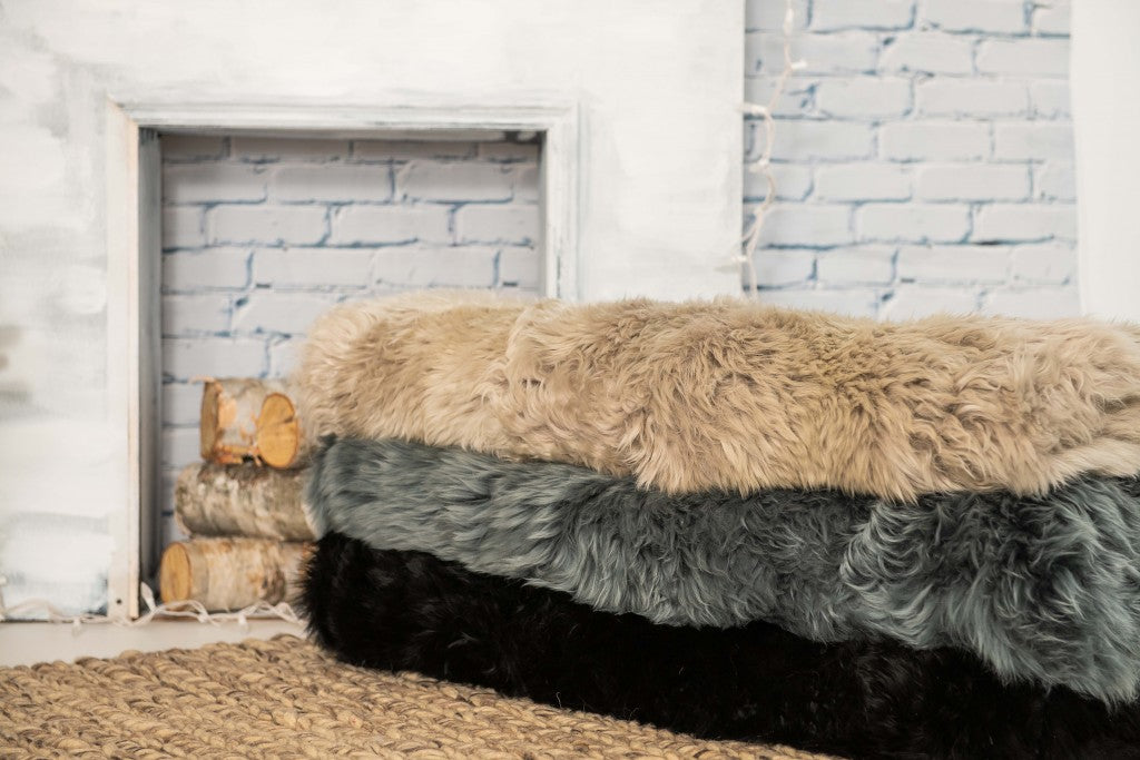 2' X 5' Gray Natural Rectangular Sheepskin Area Rug