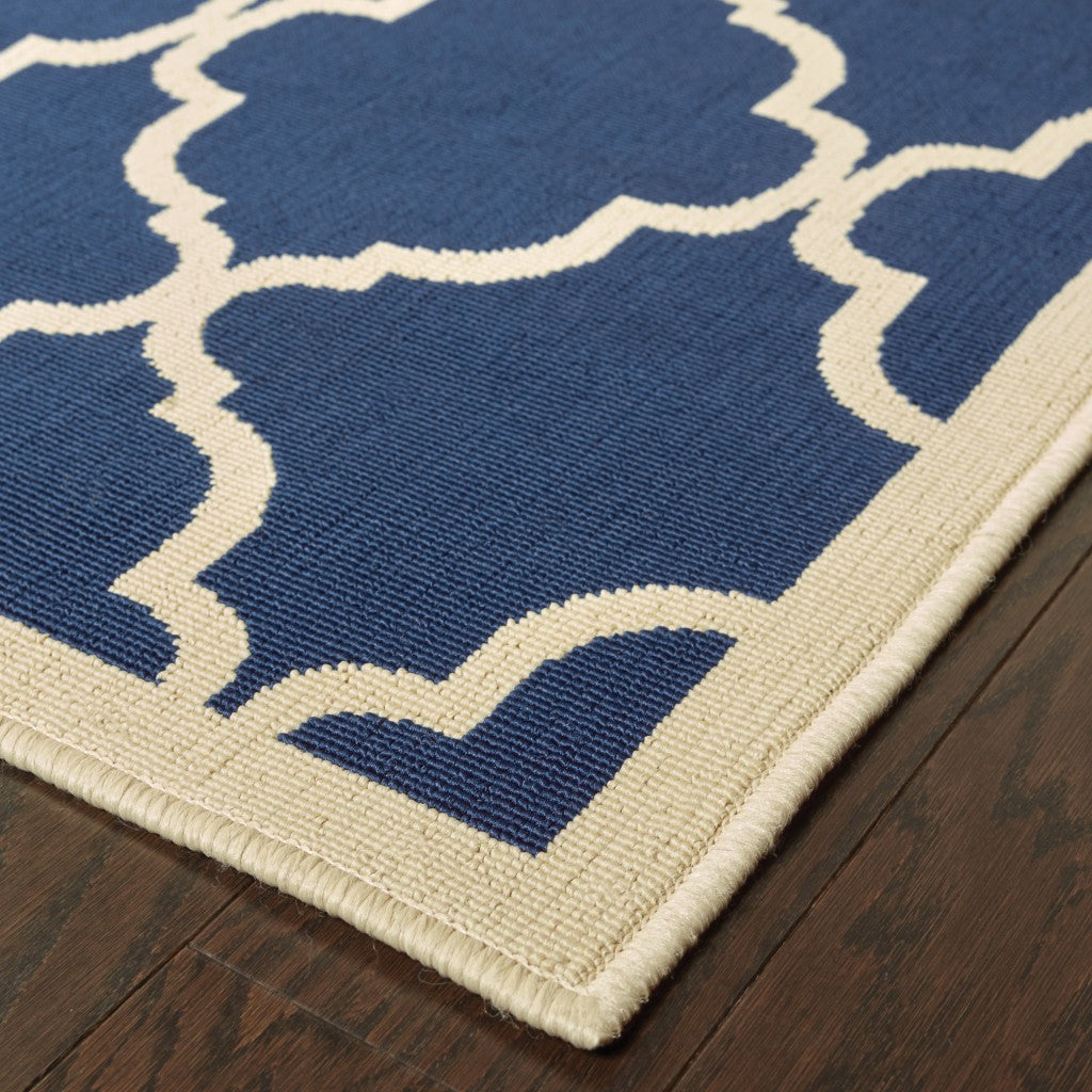 4' x 6' Blue and Ivory Indoor Outdoor Area Rug