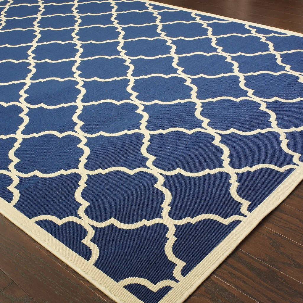 4' x 6' Blue and Ivory Indoor Outdoor Area Rug