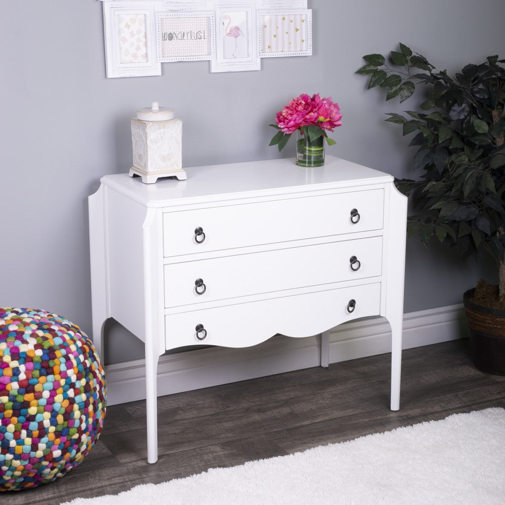 Wilshire Glossy White Accent Chest