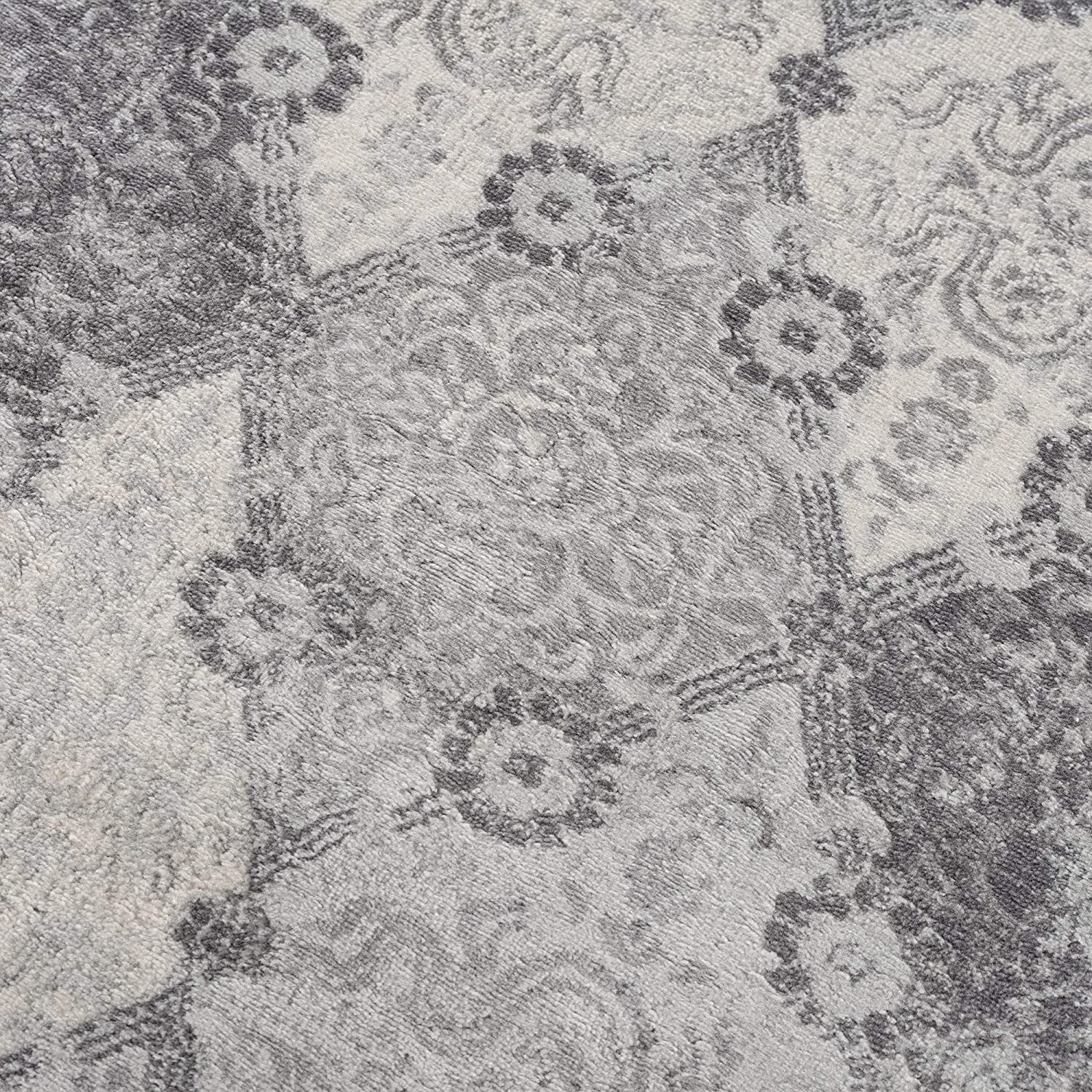 2’ X 3’ Gray Distressed Trellis Pattern Scatter Rug