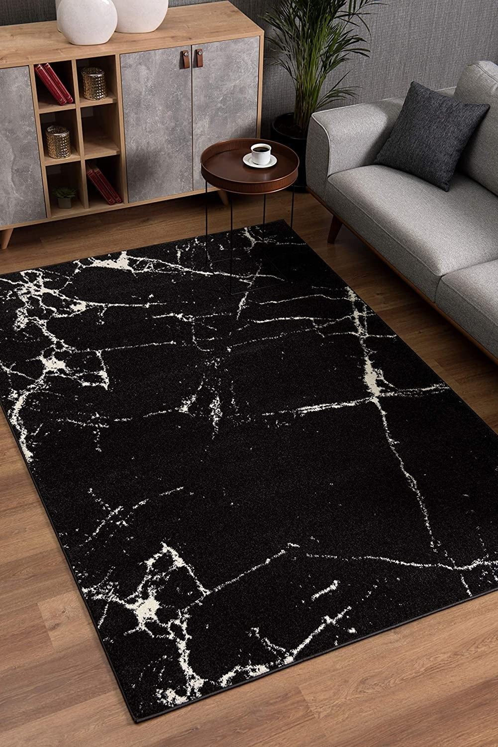 5’ X 8’ Black And White Abstract Breakage Area Rug