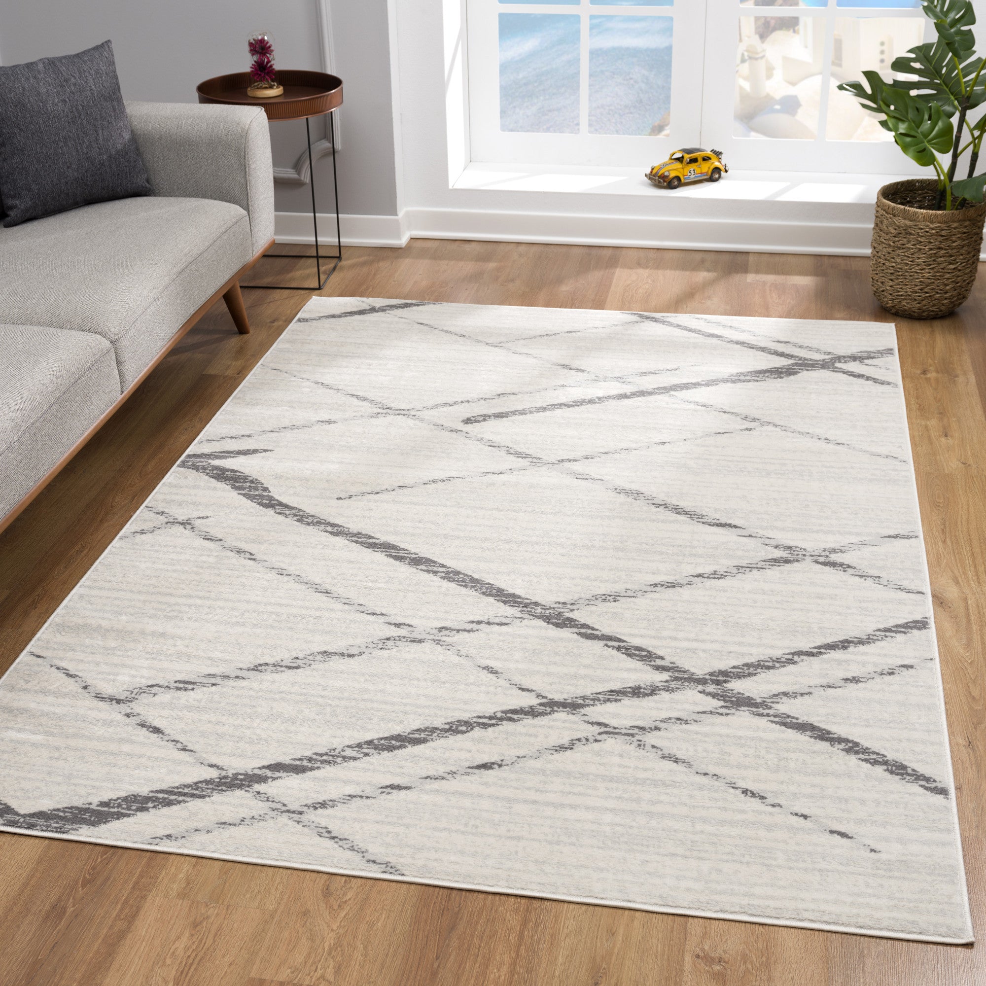 4' X 6' Gray Geometric Dhurrie Area Rug