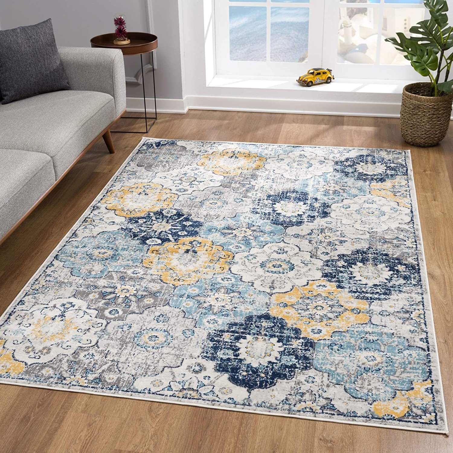 2' X 5' Blue Floral Dhurrie Area Rug