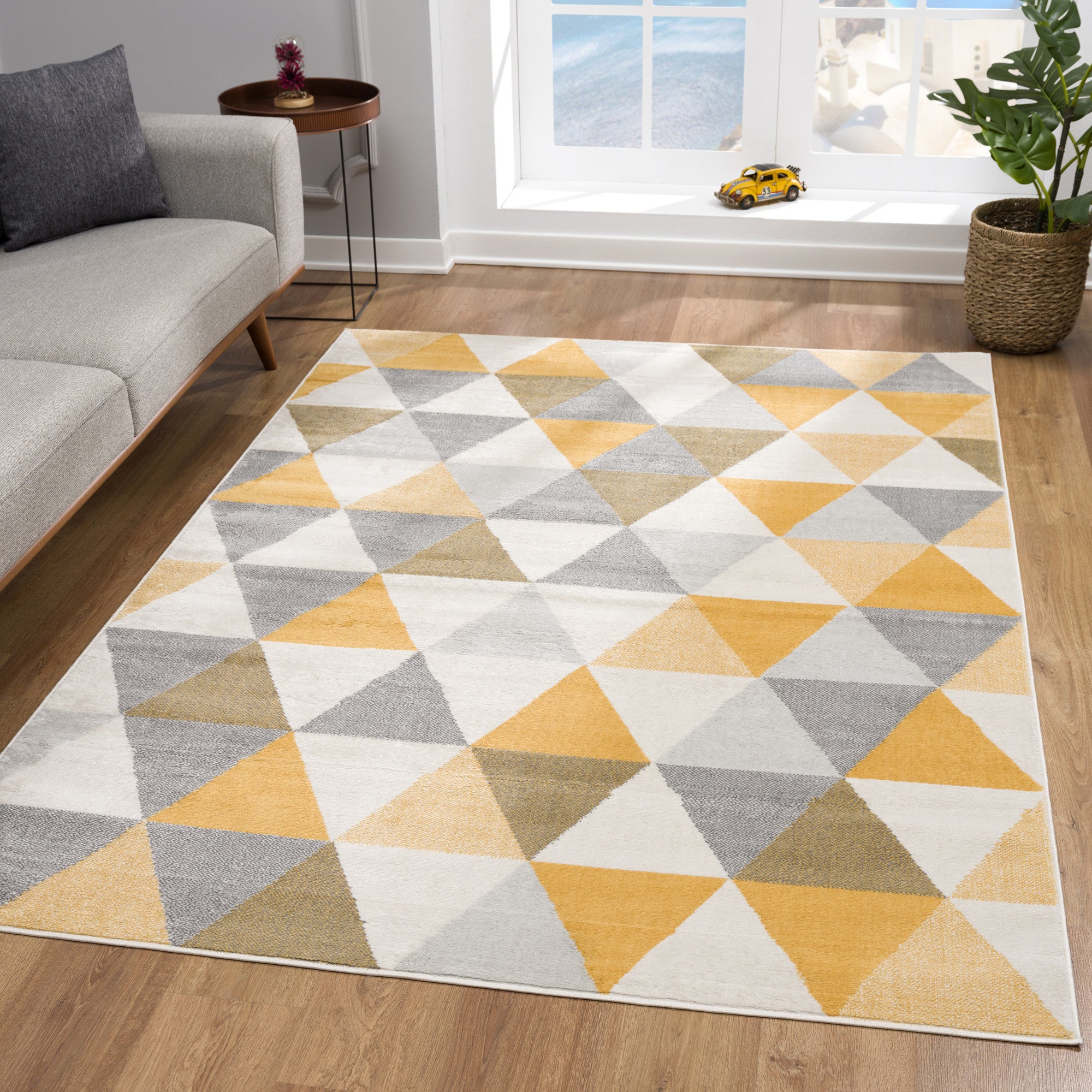 5' X 7' Yellow Geometric Dhurrie Area Rug