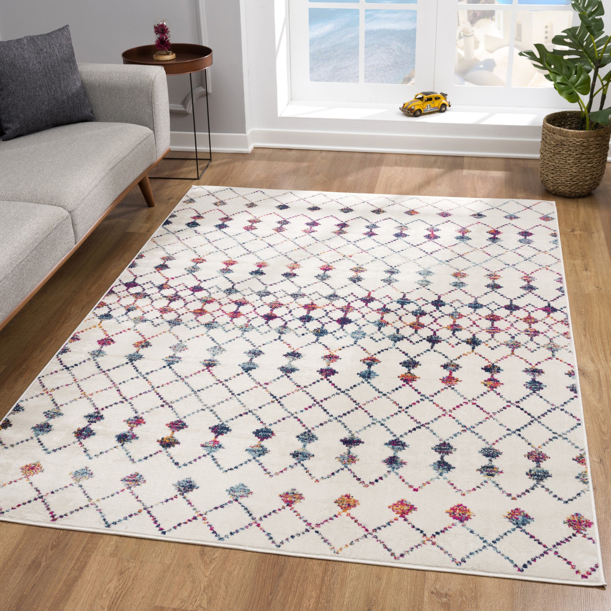 4’ X 6’ White Modern Geometric Grid Area Rug