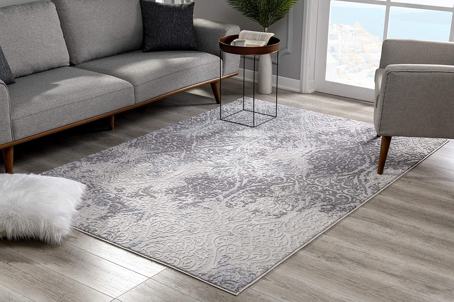 5’ X 8’ Cream And Gray Tinted Ogee Pattern Area Rug