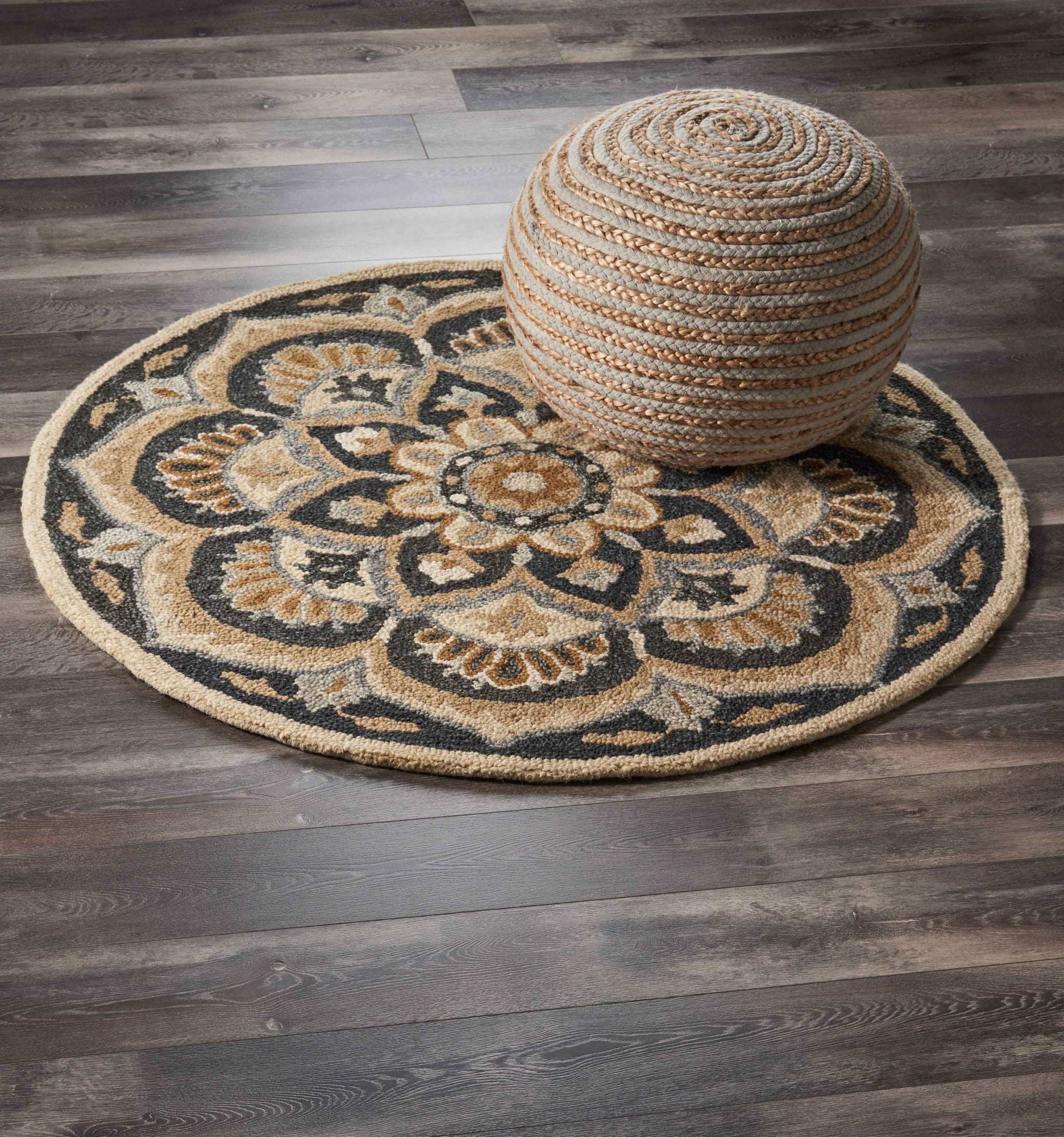 4’ Round Black Flower Blossom Area Rug