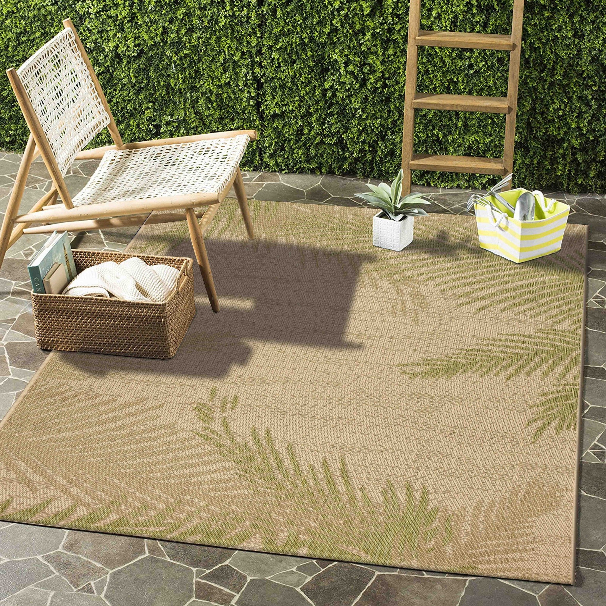 5' X 7' Beige Floral Indoor Outdoor Area Rug