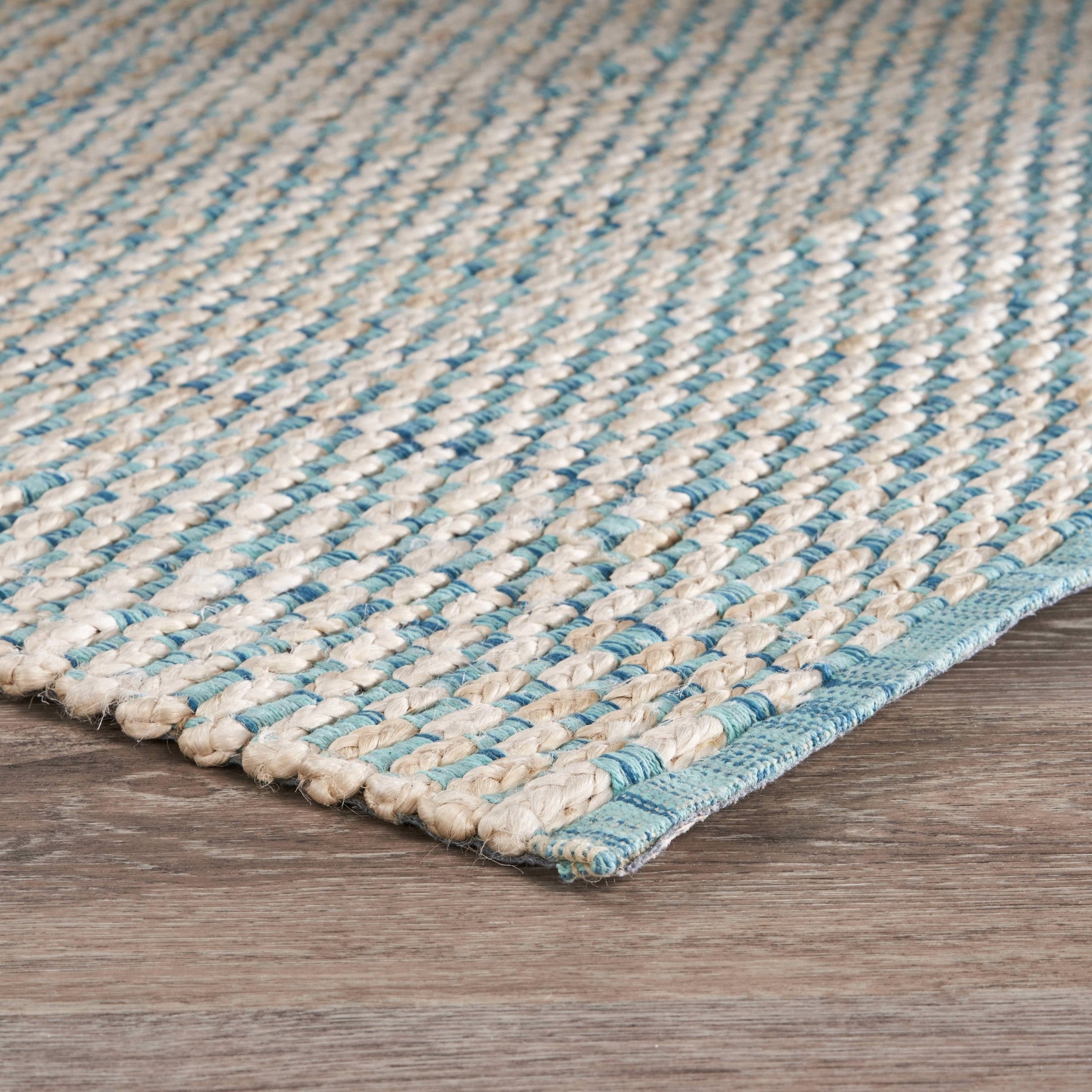 8’ x 10’ Blue and Beige Toned Area Rug