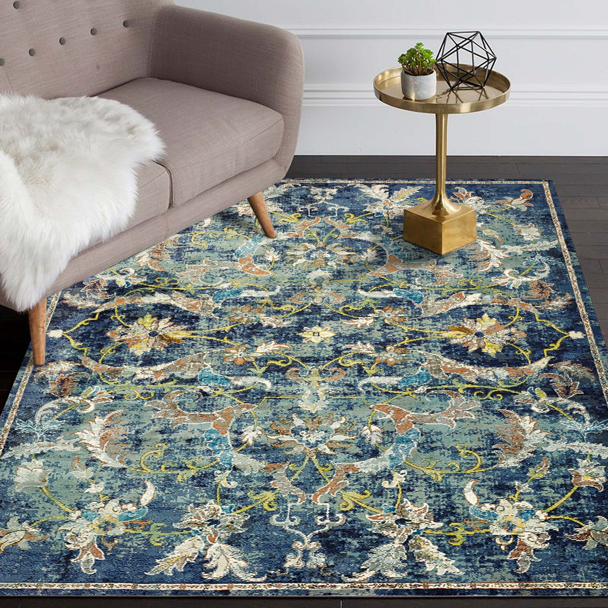 4’ x 6’ Blue and White Jacobean Pattern Area Rug