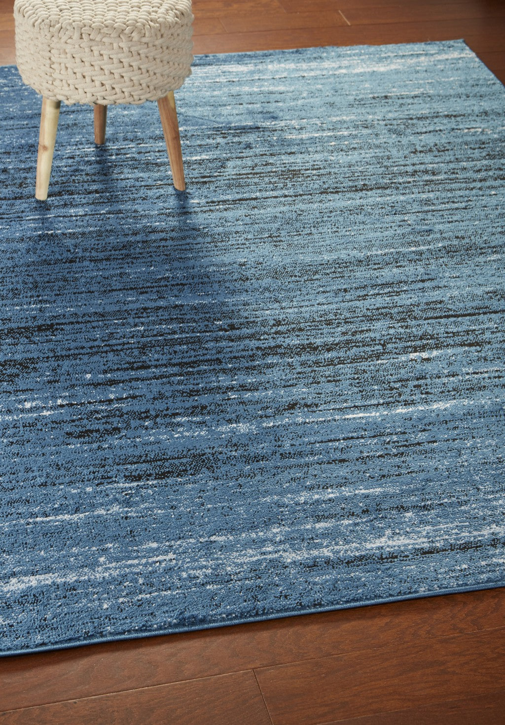 5’ x 7’ Blue Abstract Ocean Area Rug