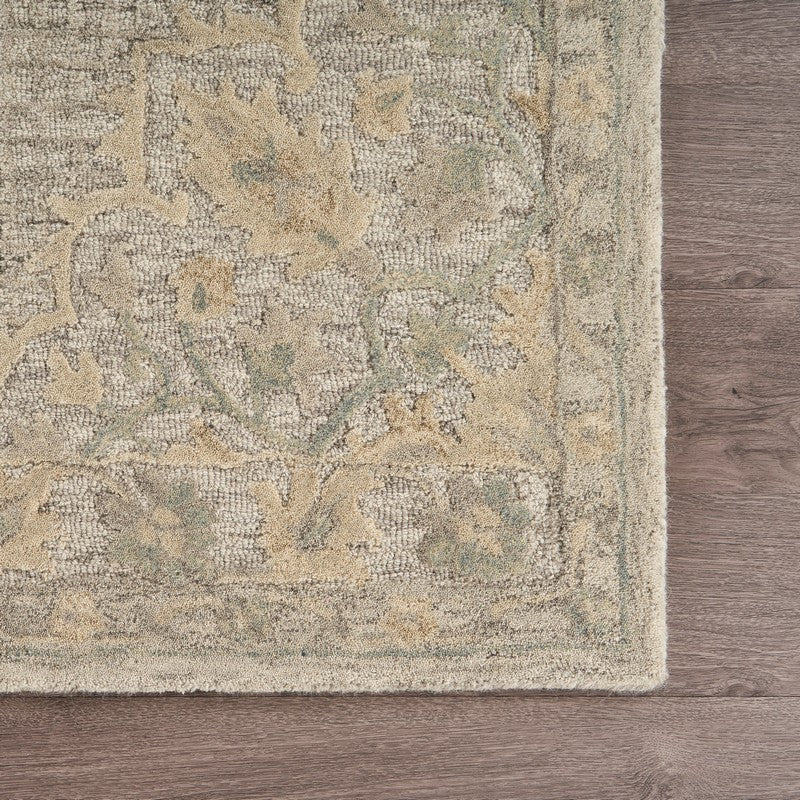 9’ x 12’ Beige Distressed Floral Area Rug