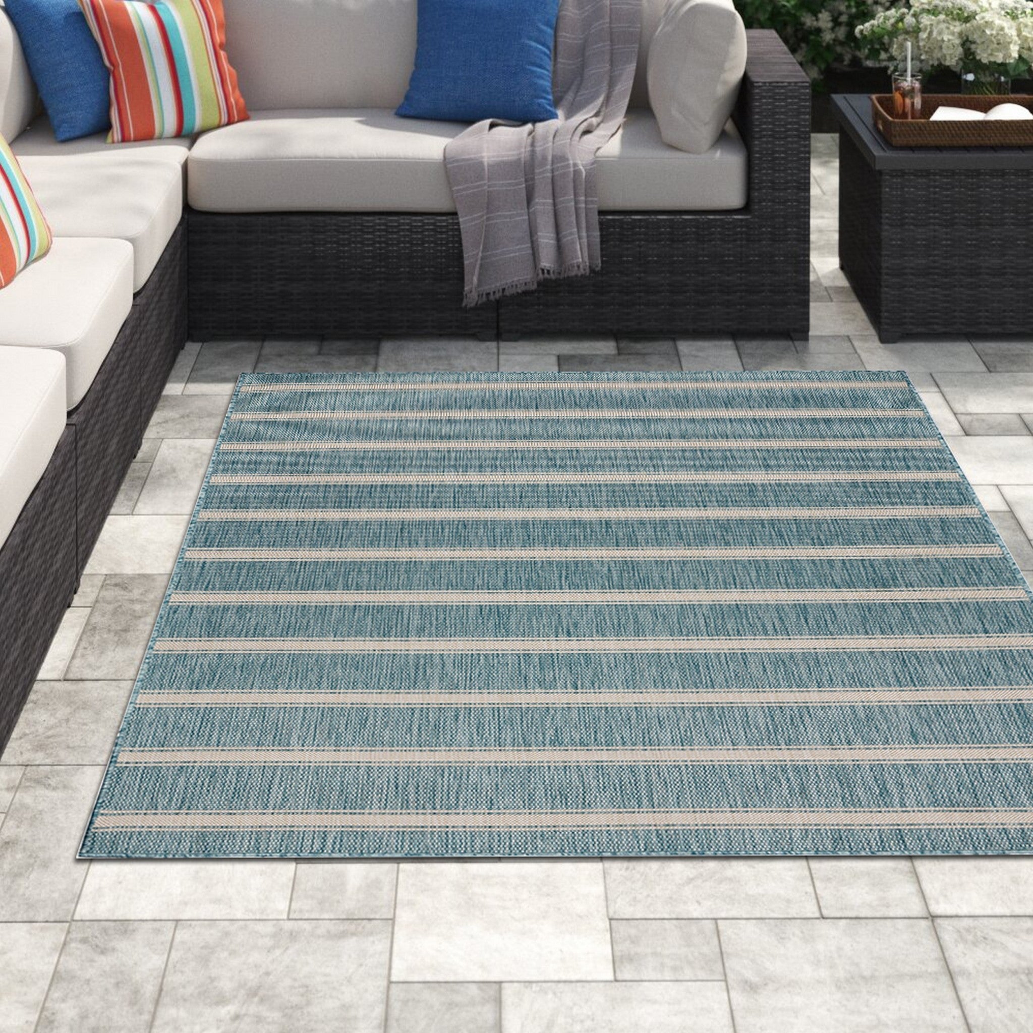 5' X 7' Blue And Gray Indoor Outdoor Area Rug