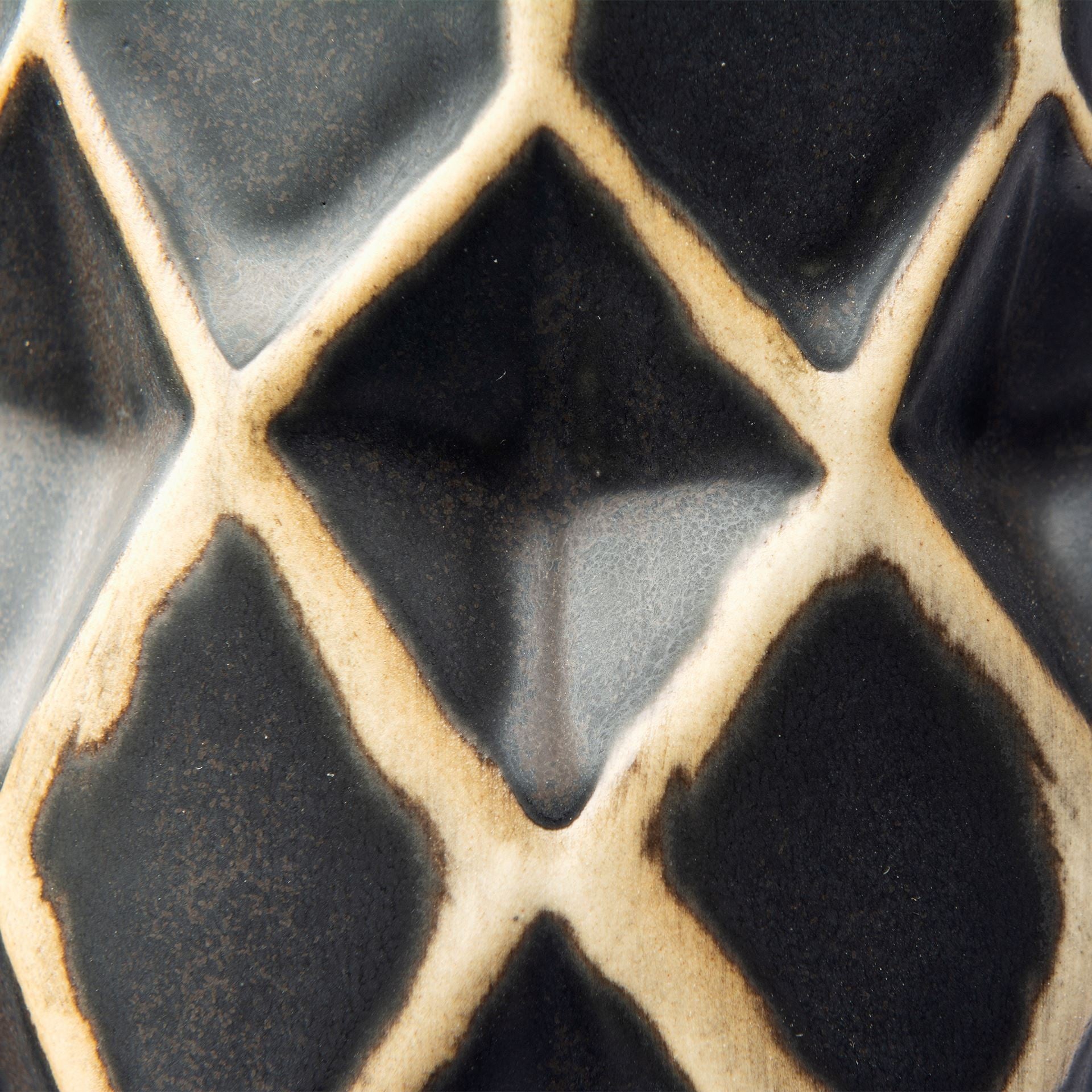 3D Geometric Pattern Black Vase