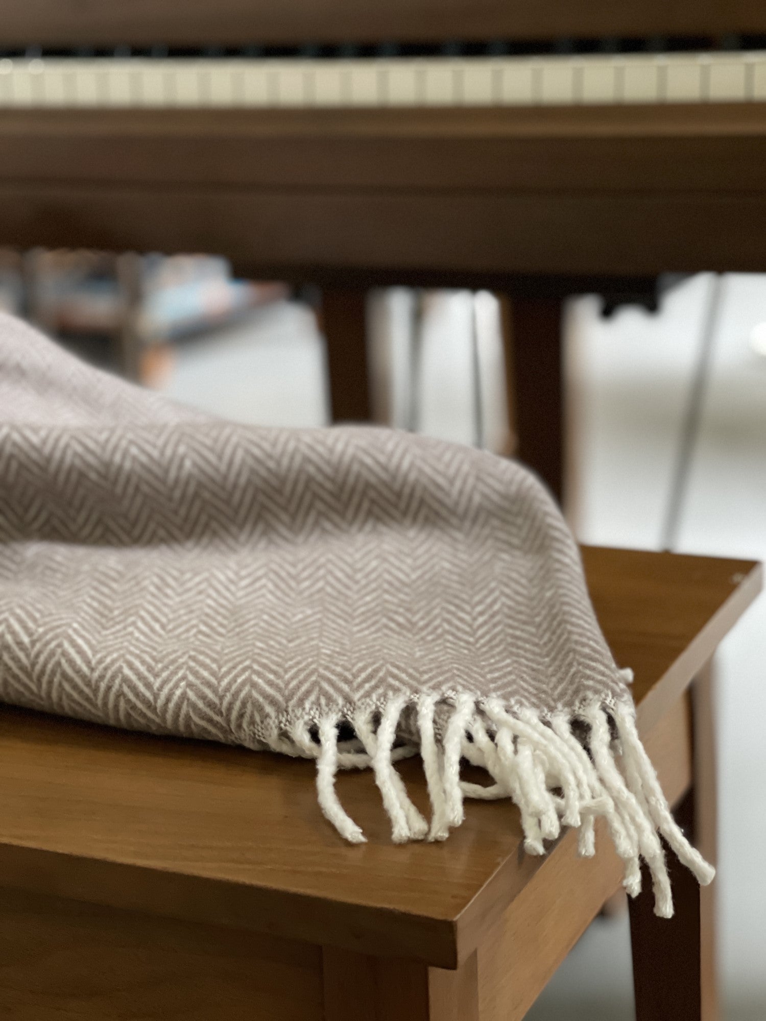 Brown and White Dreamy Soft Herringbone Throw Blanket