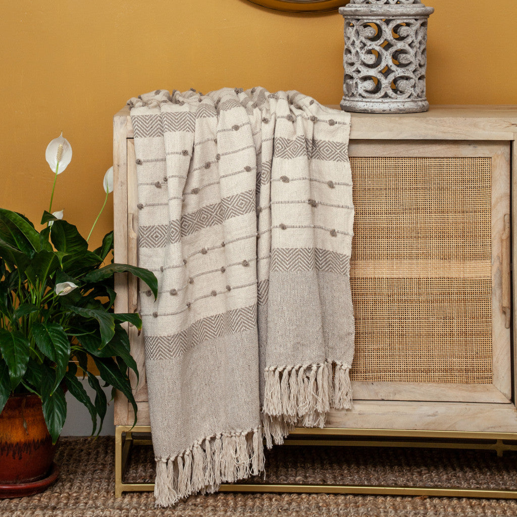 Tufted Beige Fringed Woven Handloom Throw