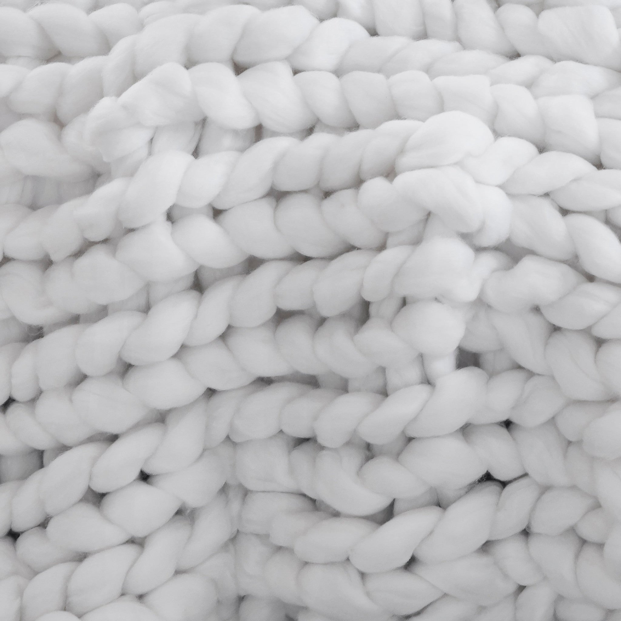 White Chunky Knit Throw Blanket