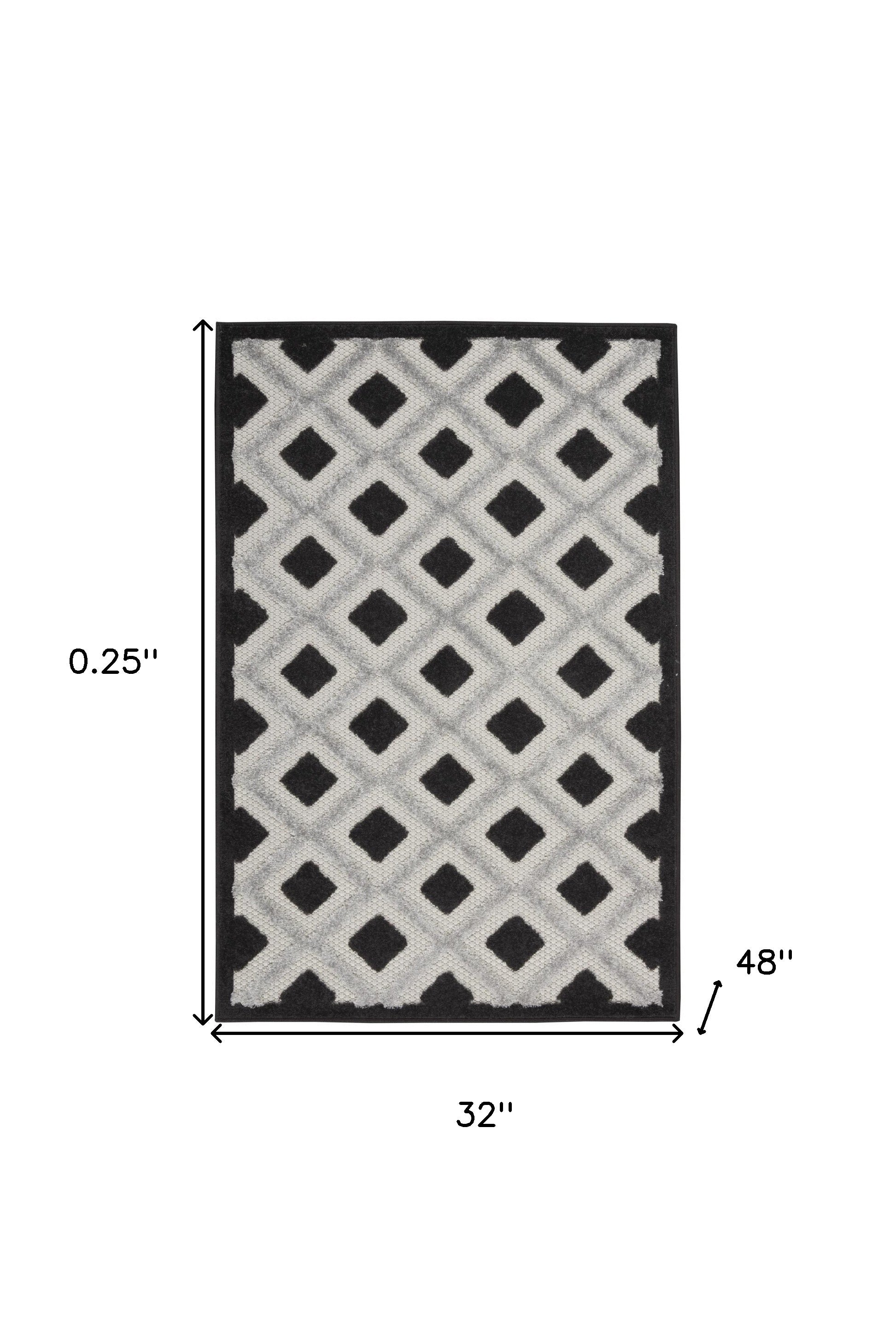 3' X 4' Black And White Gingham Non Skid Indoor Outdoor Area Rug