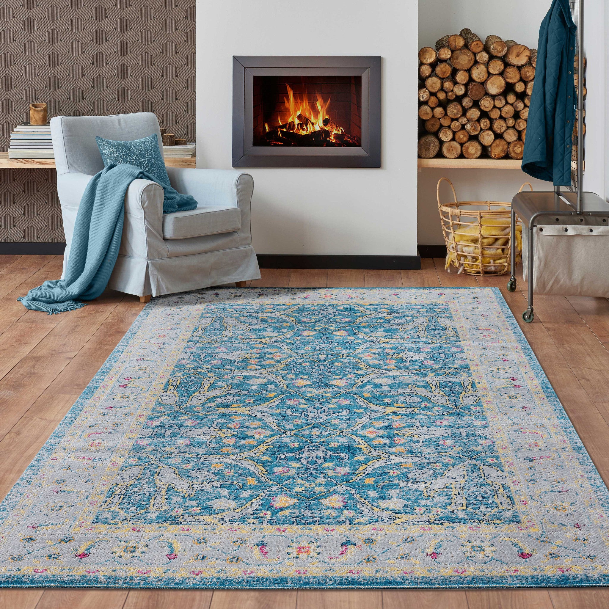 5' X 8' Blue Floral Stain Resistant Indoor Outdoor Area Rug