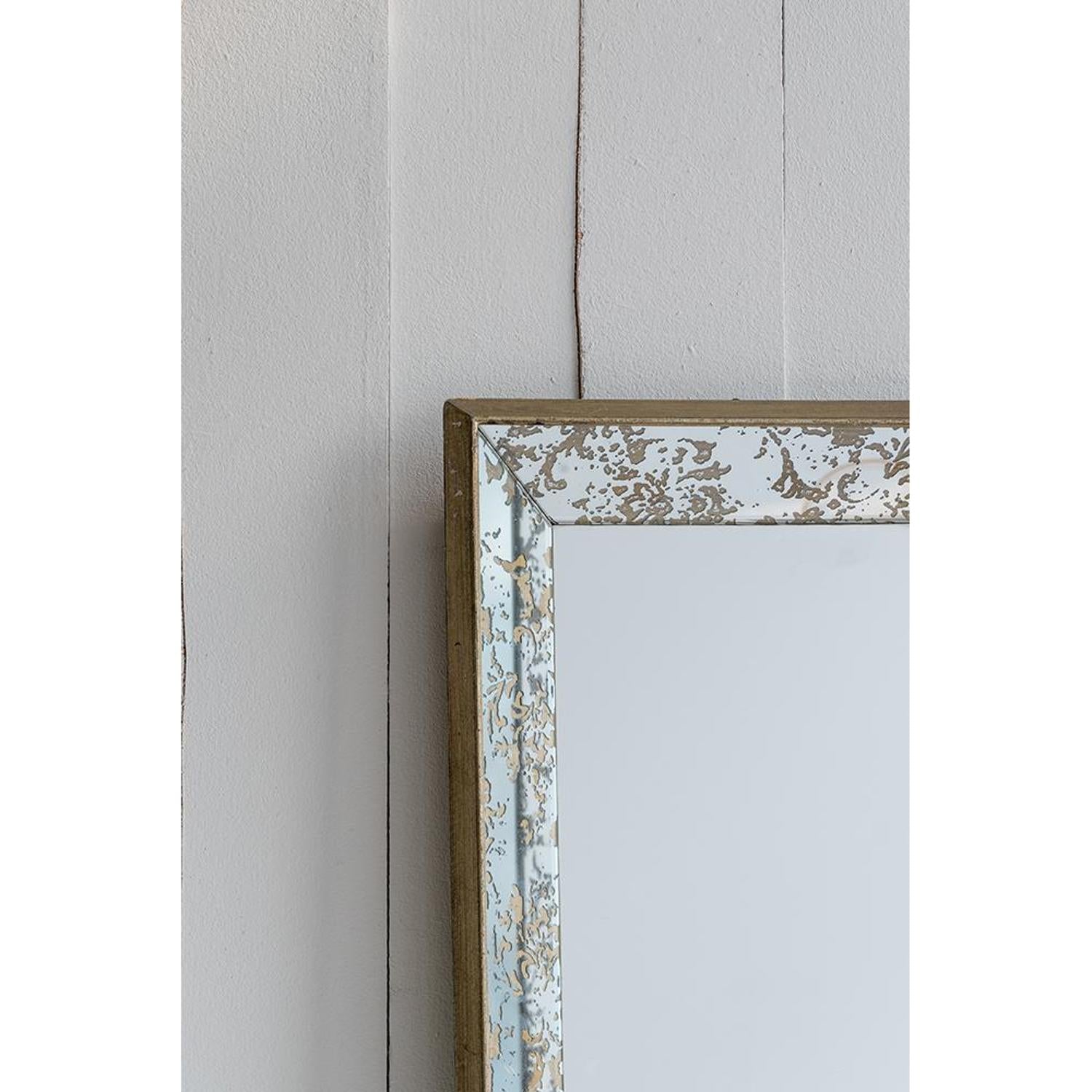 12" Rectangle Wall Mounted Vintage Style Glass Frame Accent Mirror