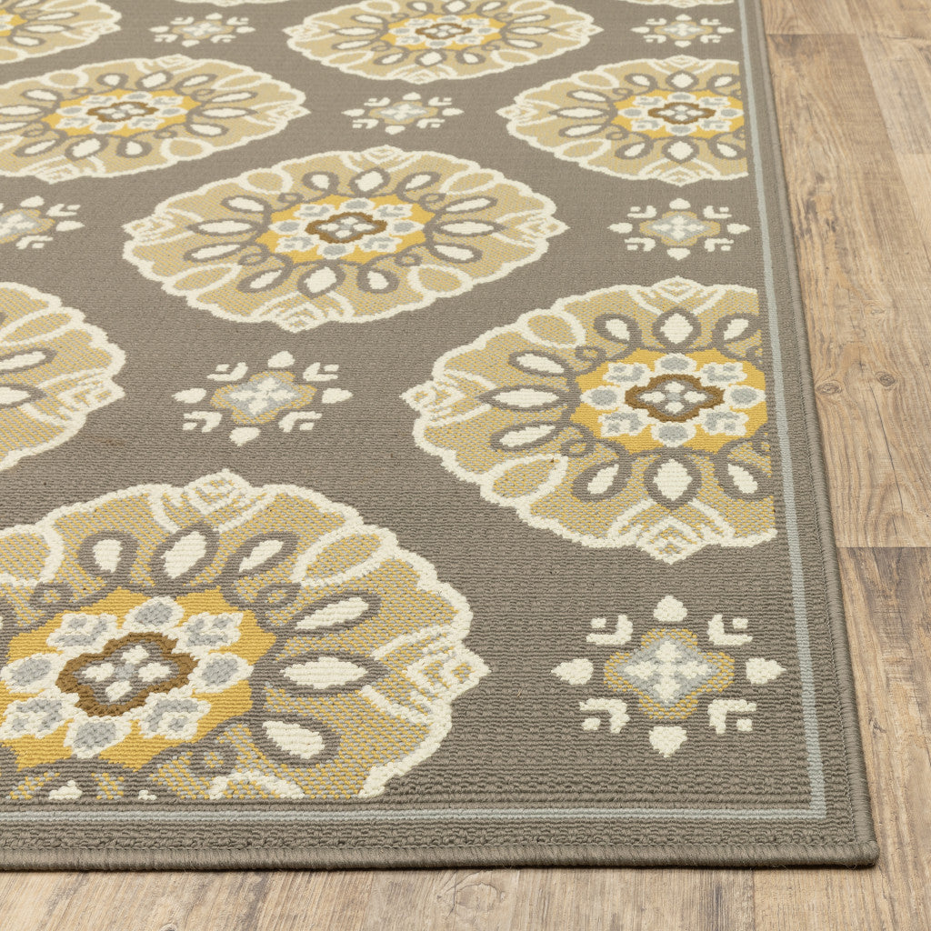 2' X 4' Gray Floral Stain Resistant Indoor Outdoor Area Rug