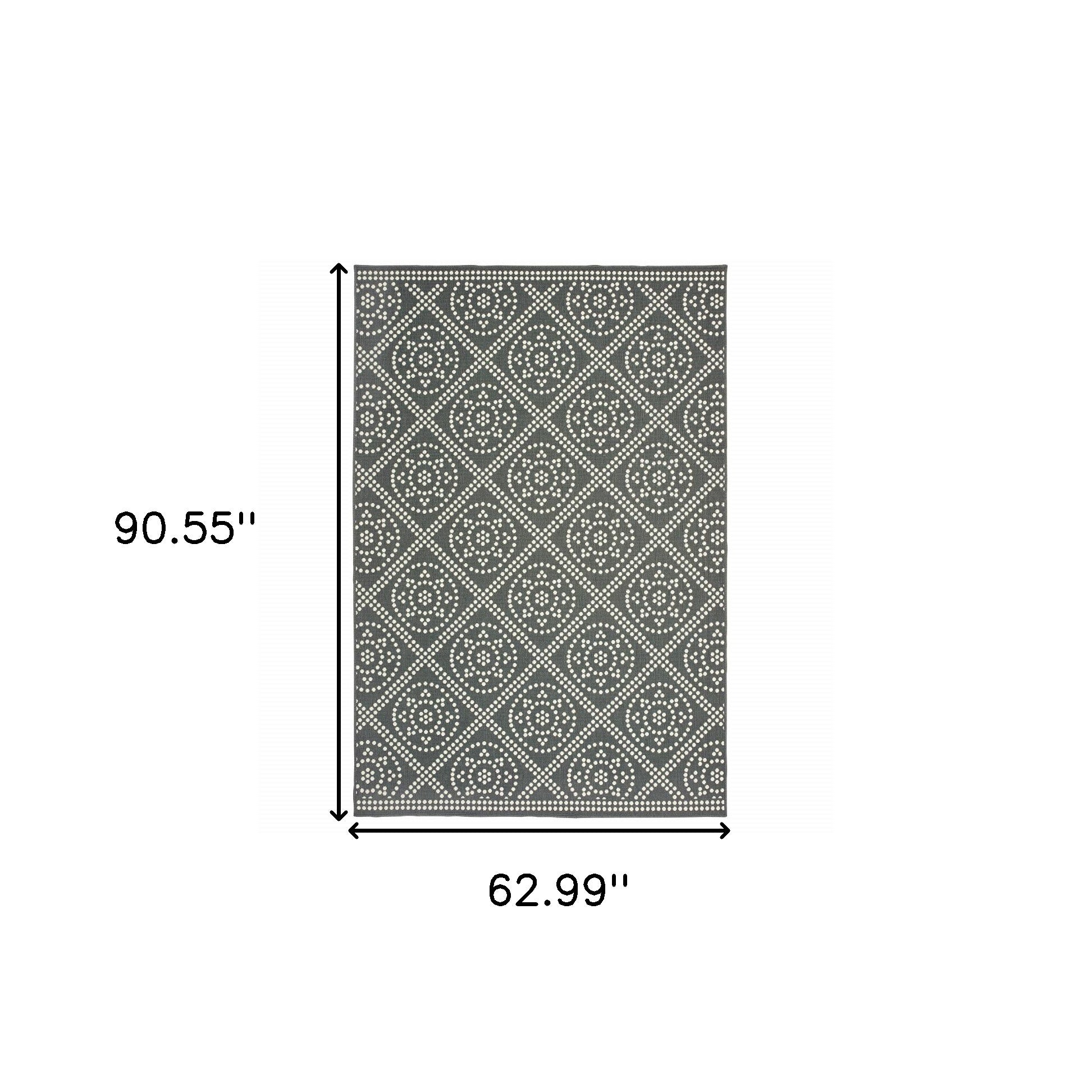 5' x 8' Gray and Ivory Geometric Stain Resistant Indoor Outdoor Area Rug