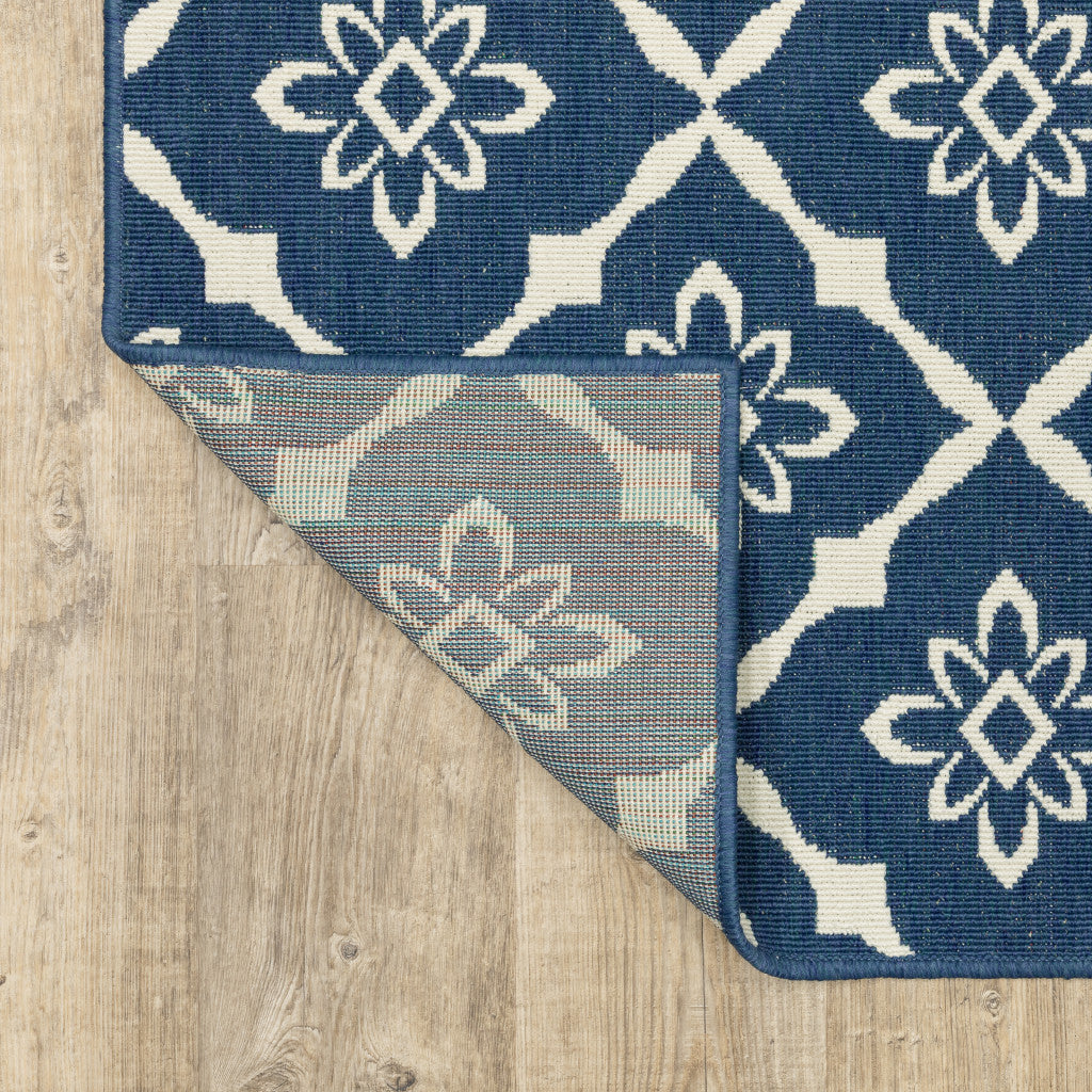 4' x 6' Blue and Ivory Floral Stain Resistant Indoor Outdoor Area Rug