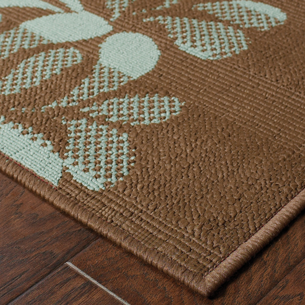 7' x 10' Brown Floral Stain Resistant Indoor Outdoor Area Rug