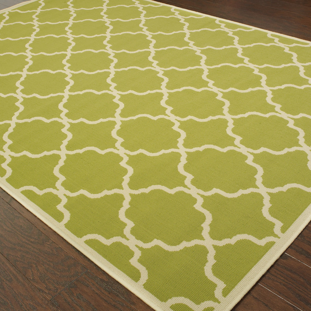 2' X 4' Green and Ivory Geometric Stain Resistant Indoor Outdoor Area Rug