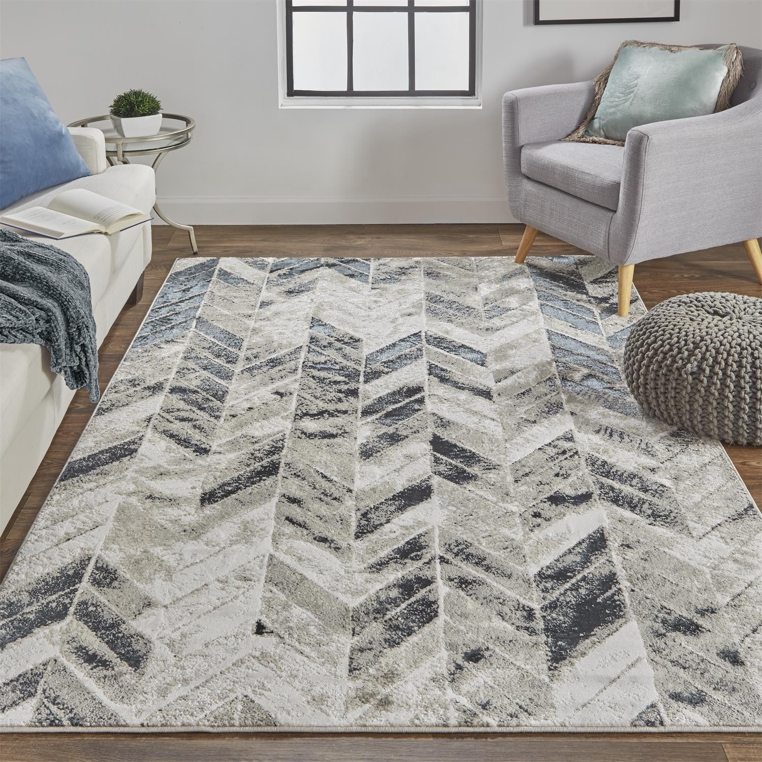 5' X 8' Black Gray And Silver Geometric Stain Resistant Area Rug