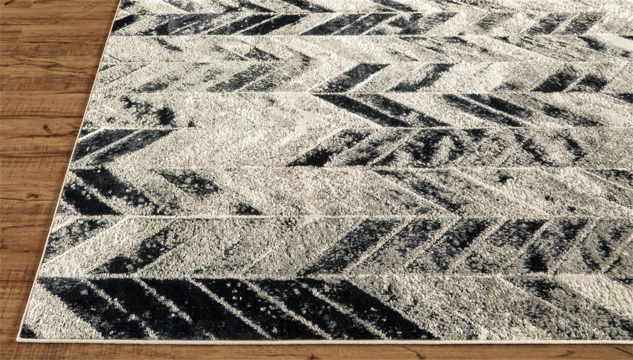 8' X 10' Black Gray And Silver Geometric Area Rug