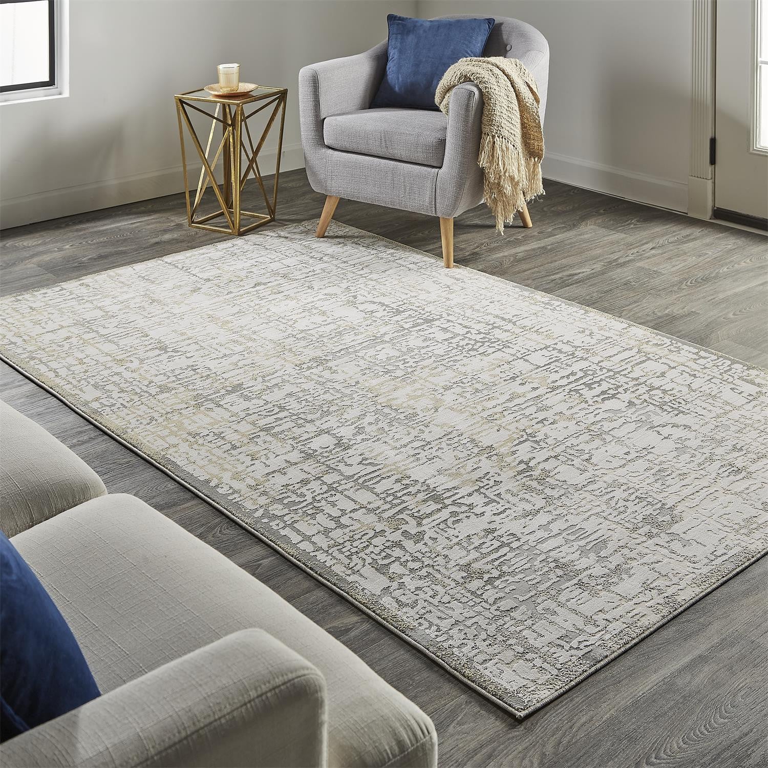 5' X 8' Ivory And Gray Abstract Stain Resistant Area Rug