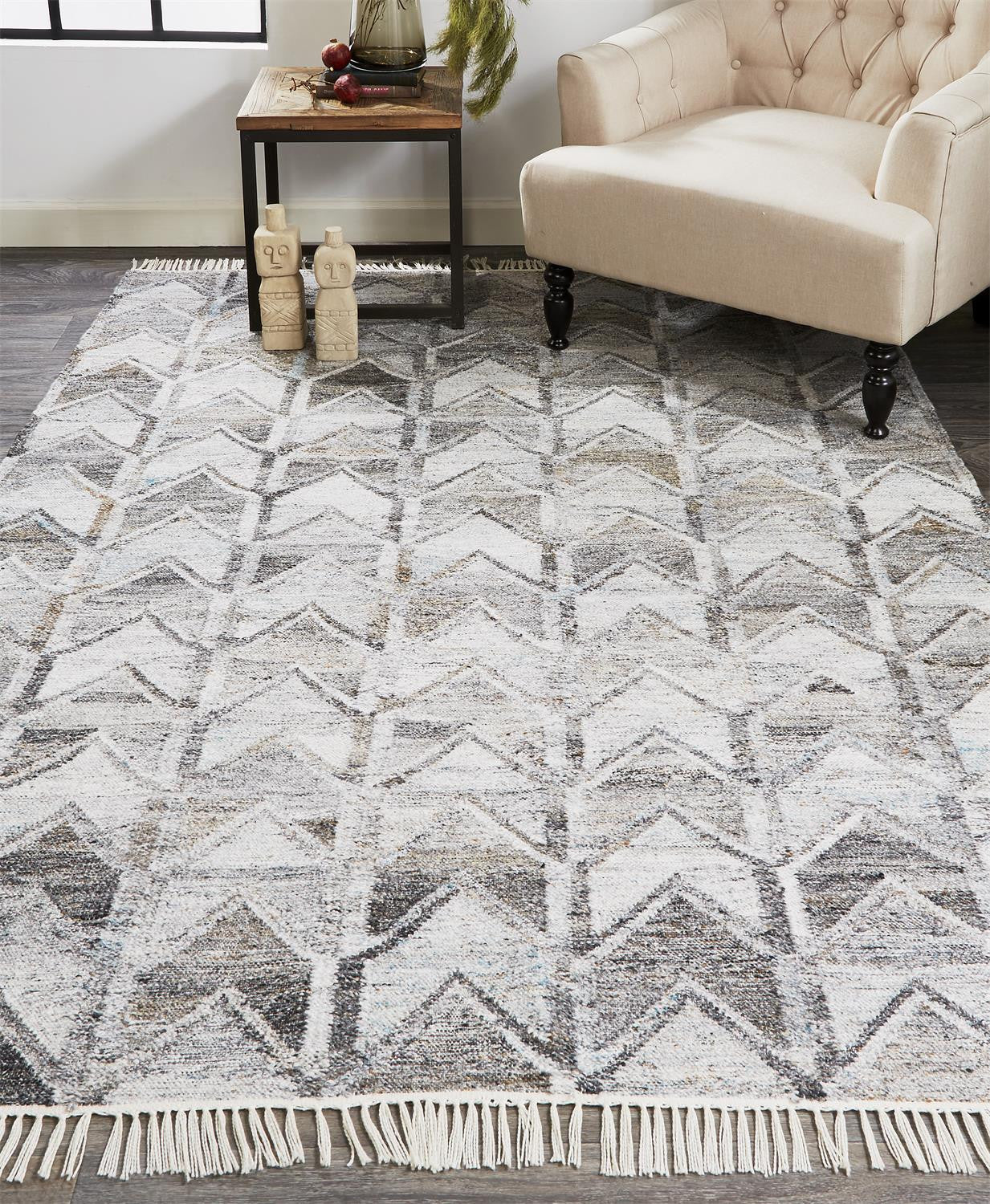 10' X 13' Gray Silver And Taupe Geometric Hand Woven Stain Resistant Area Rug With Fringe